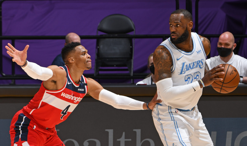 Russell Westbrook esperó durante años para finalmente ponerse la camiseta de los Lakers de Los Ángeles